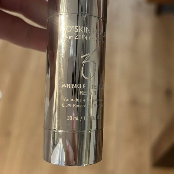 Wrinkle + Texture Repair (Travel Size) 30 ml - Picture 6 of 6